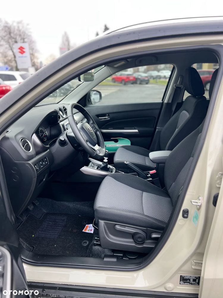 Suzuki Vitara 1.4 Boosterjet mHEV Premium Plus 2WD - 5