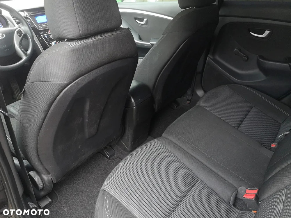 Hyundai i30 1.4 Classic + - 24