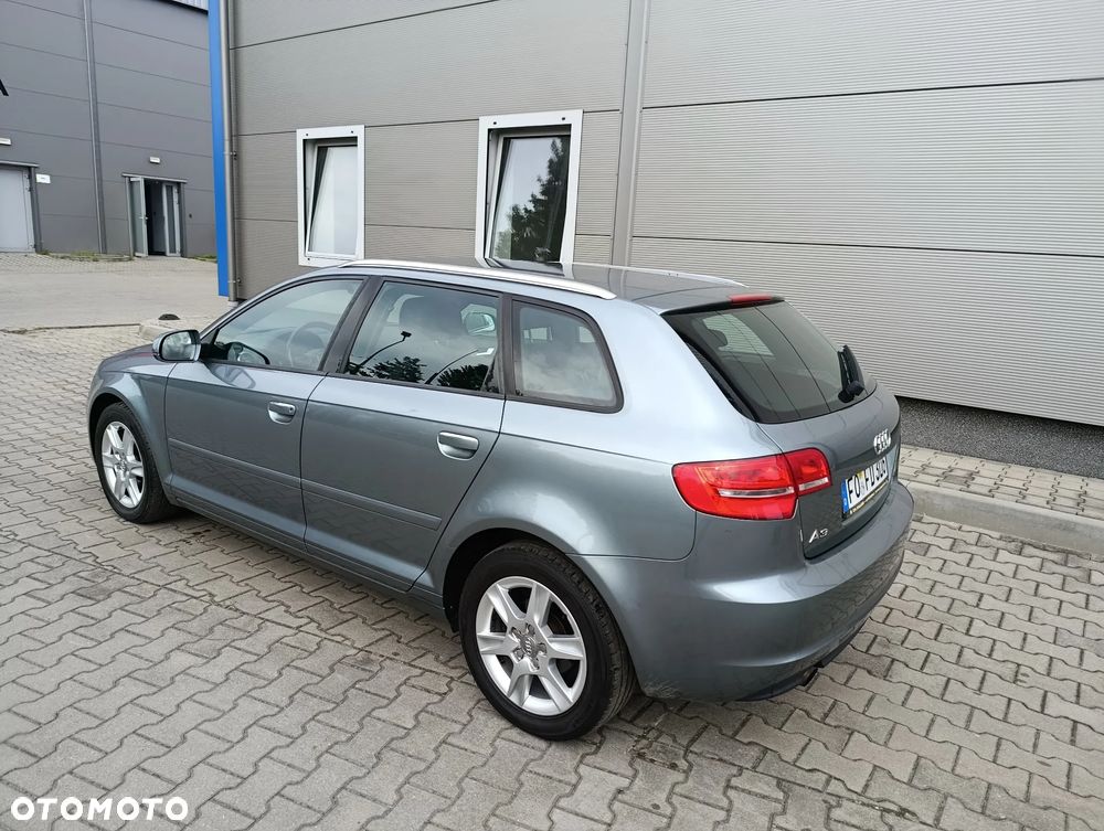 Audi A3 Sportback - 8