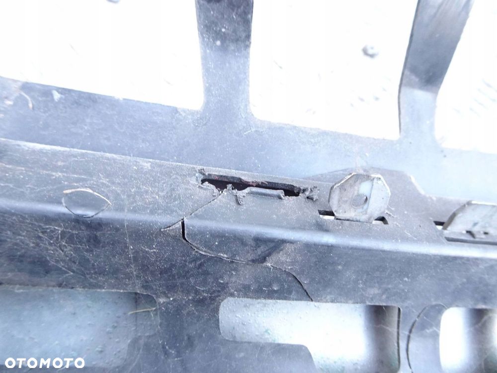 atrapa chłodnicy grilla opel astra j - 9
