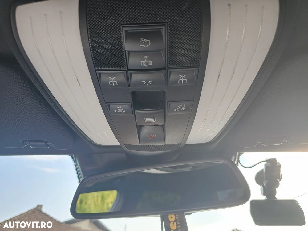 Mercedes-Benz E 350 BlueTEC 4MATIC - 14