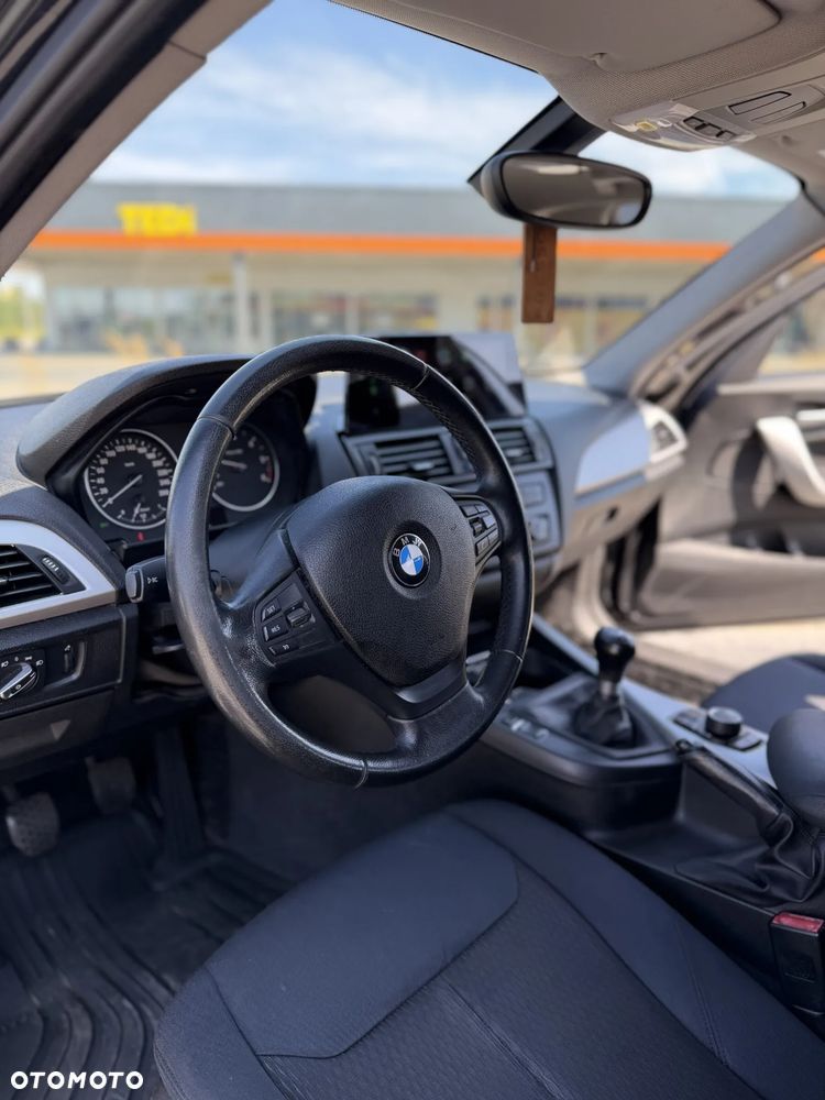 BMW Seria 1 118d DPF - 15