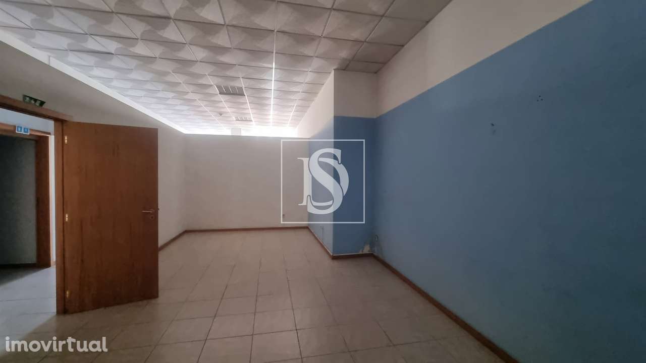 Loja  Venda em Vieira do Minho,Vieira do Minho - Grande imagem: 5/25