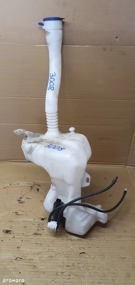 Zbiorniczek płynu spryskiwaczy pompka Peugeot 3008 9685005580 - 1