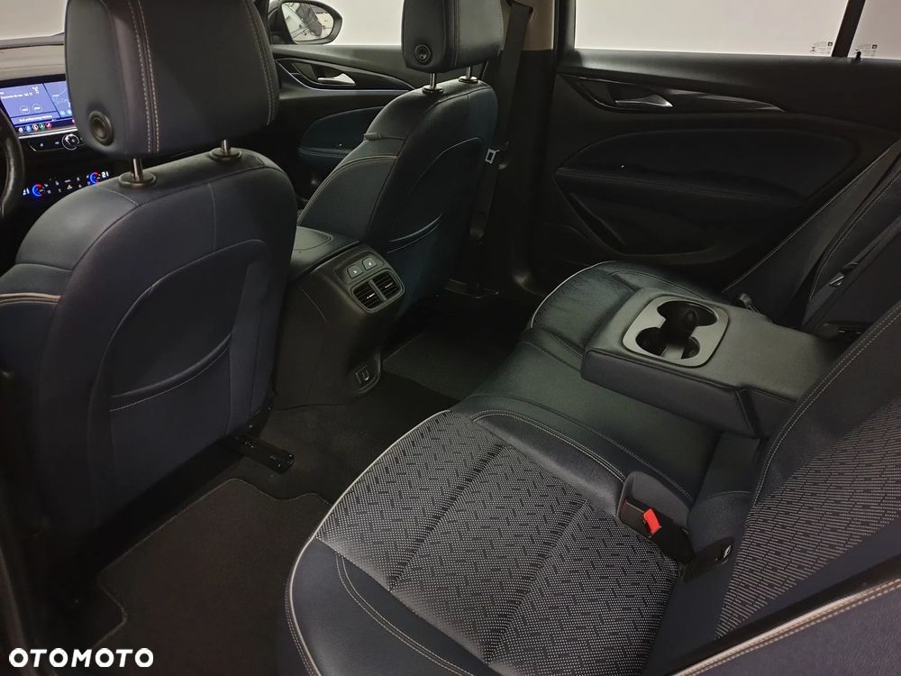 Opel Insignia 2.0 Exclusive - 39