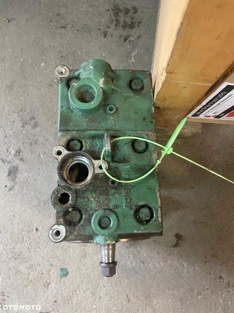 Sprężarka powietrza Volvo Wabco 9125120290 stan nieznany - 2