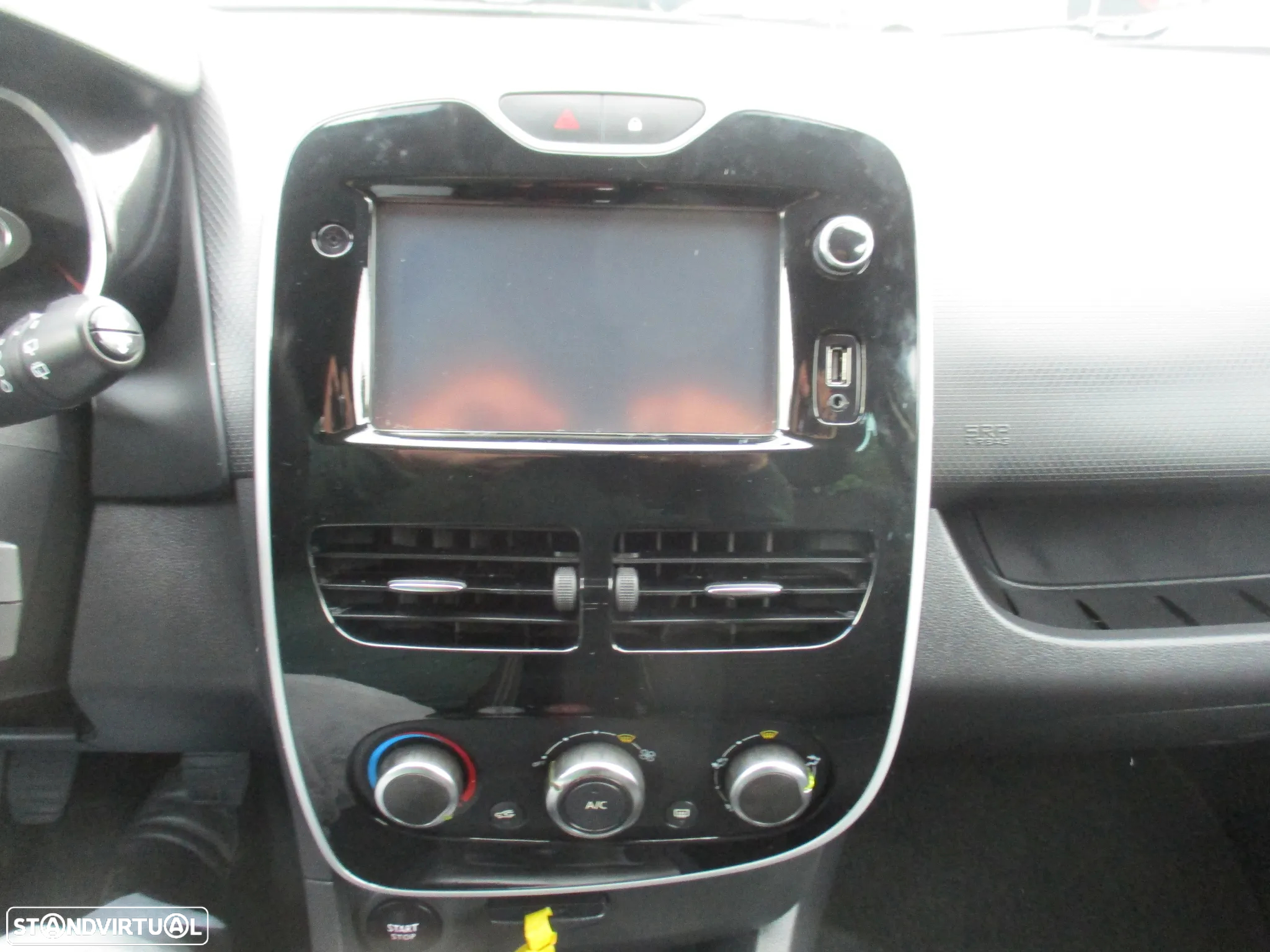 Renault Clio 1.5 dCi Limited - 15