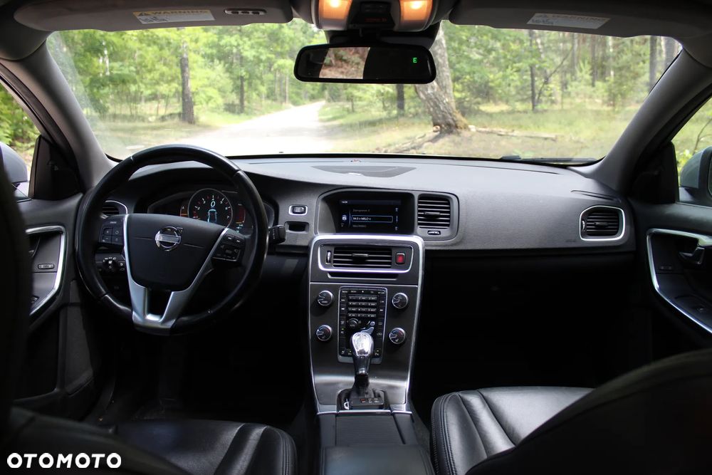 Volvo S60 2.5 T5 AWD - 6