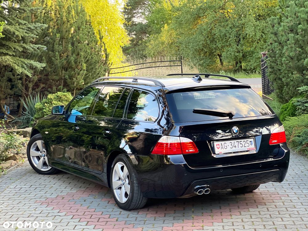 BMW Seria 5 530xd Touring - 11