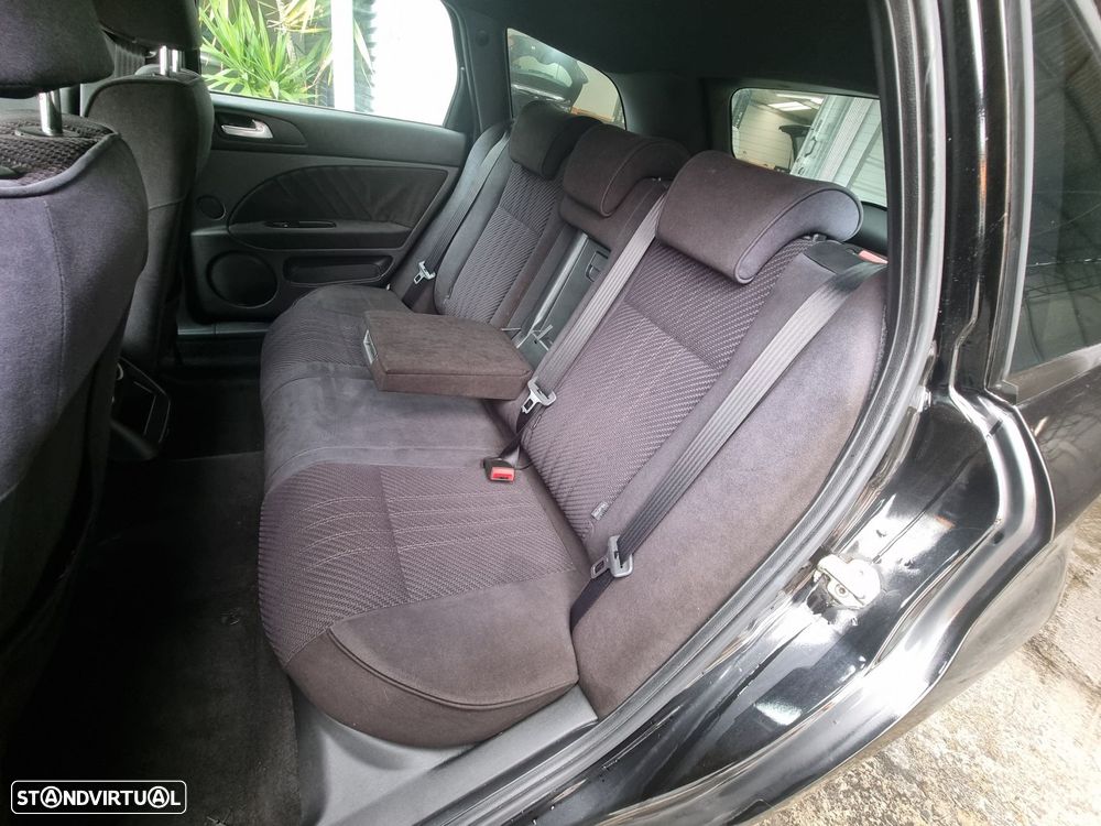 Alfa Romeo 159 Sportwagon 1.9 JTDm 16V Sportiva+ - 5