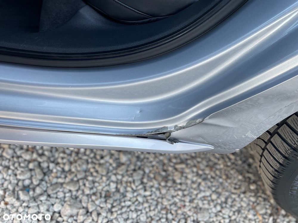 Audi A4 Avant 2.0 TDI DPF clean diesel quattro S tronic S line Sportpaket - 12