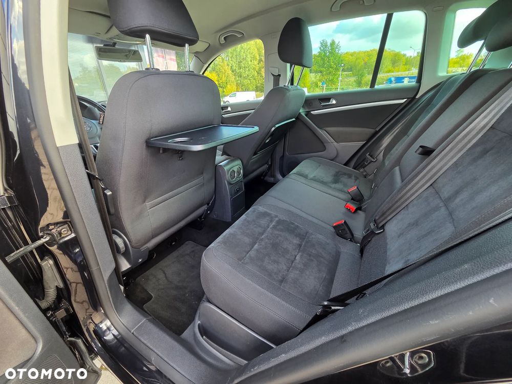 Volkswagen Tiguan 2.0 TDI DPF 4Motion BlueMotion Technology DSG Lounge Sport & Style - 30