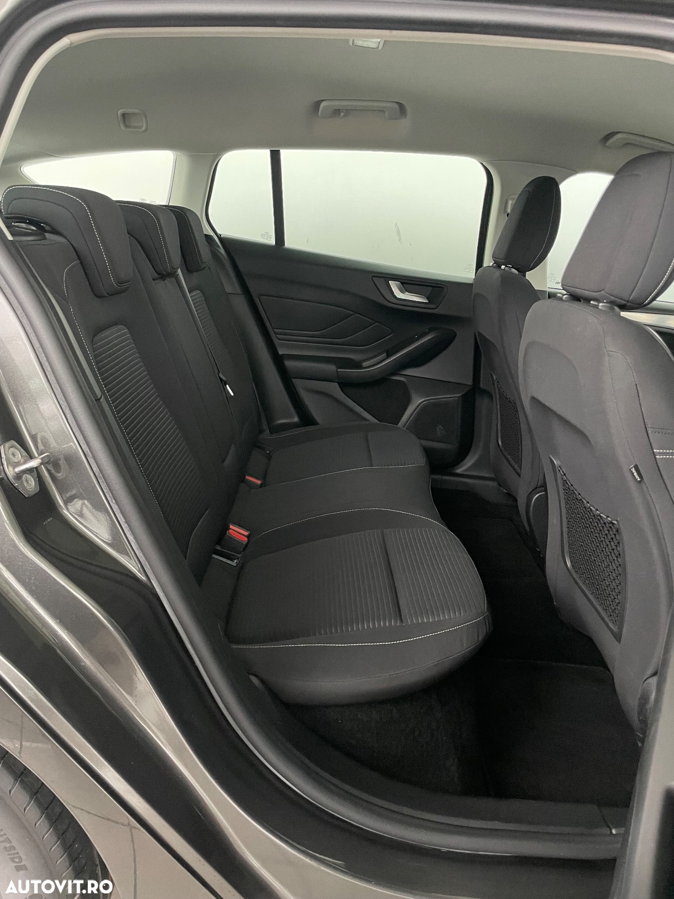 Ford Focus 1.0 EcoBoost Start-Stopp-System TITANIUM DESIGN - 28