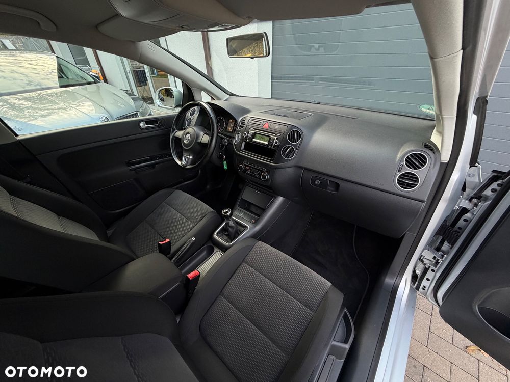 Volkswagen Golf Plus - 13