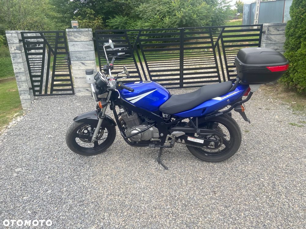 Suzuki GS - 3