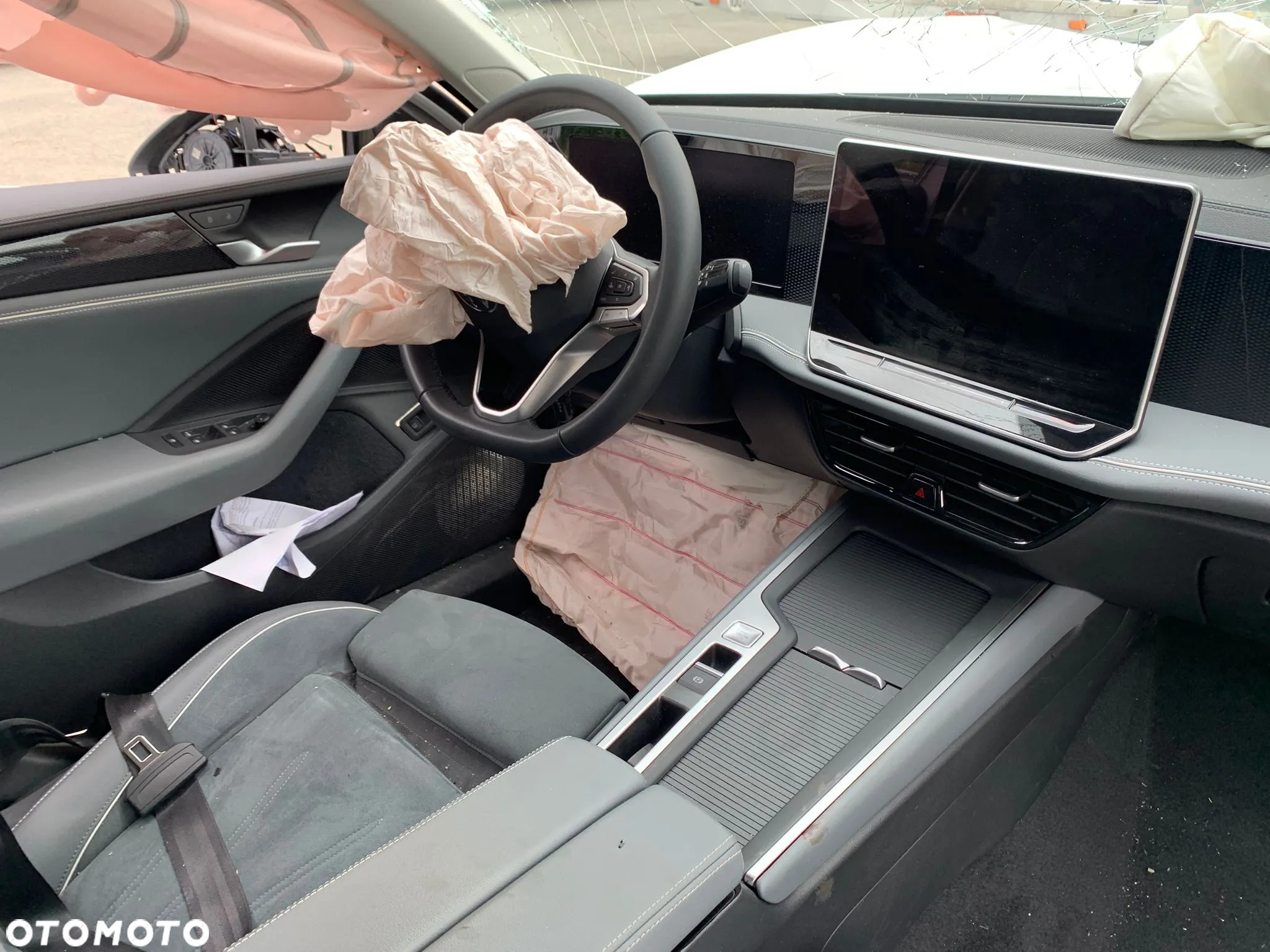 Volkswagen Passat Variant 1.5 e-Hybrid OPF DSG Business - 6