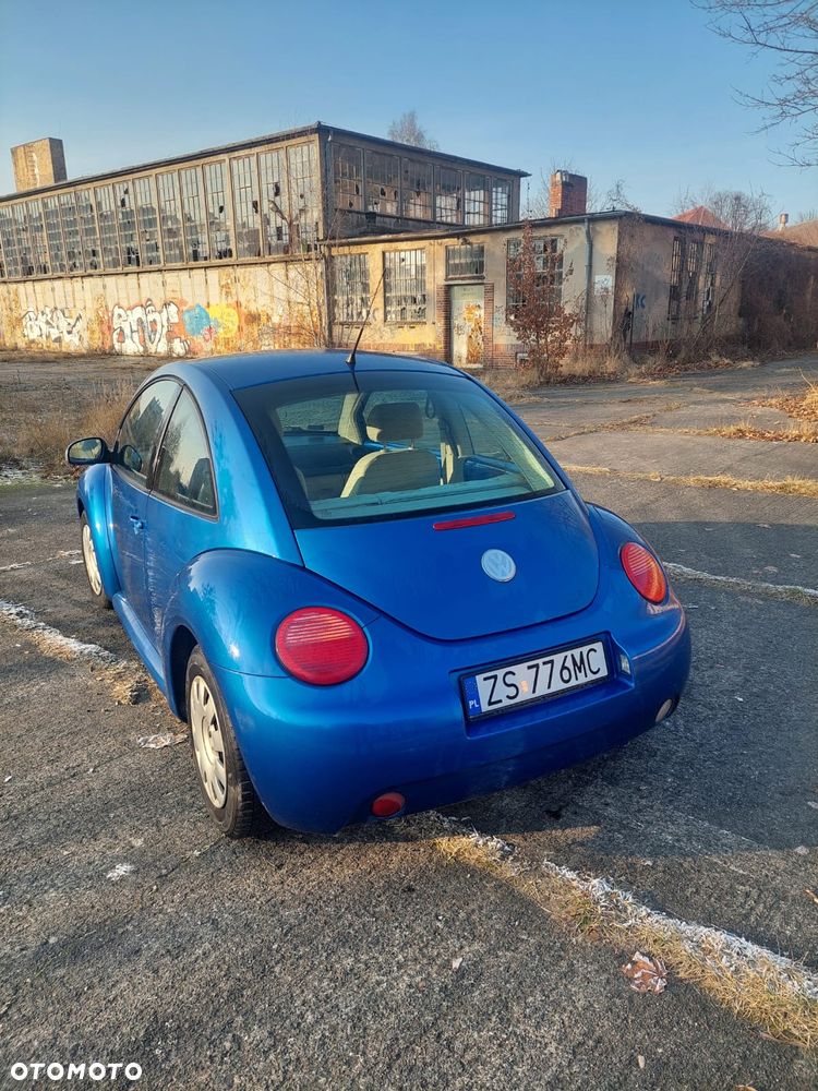 Volkswagen New Beetle - 6