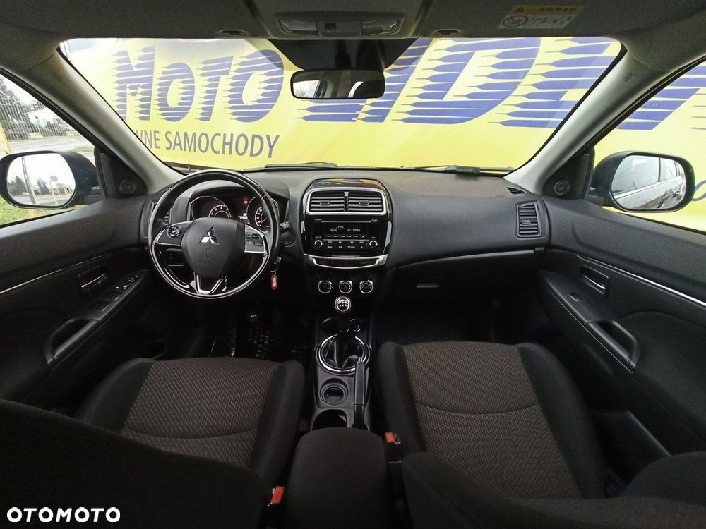 Mitsubishi ASX - 15