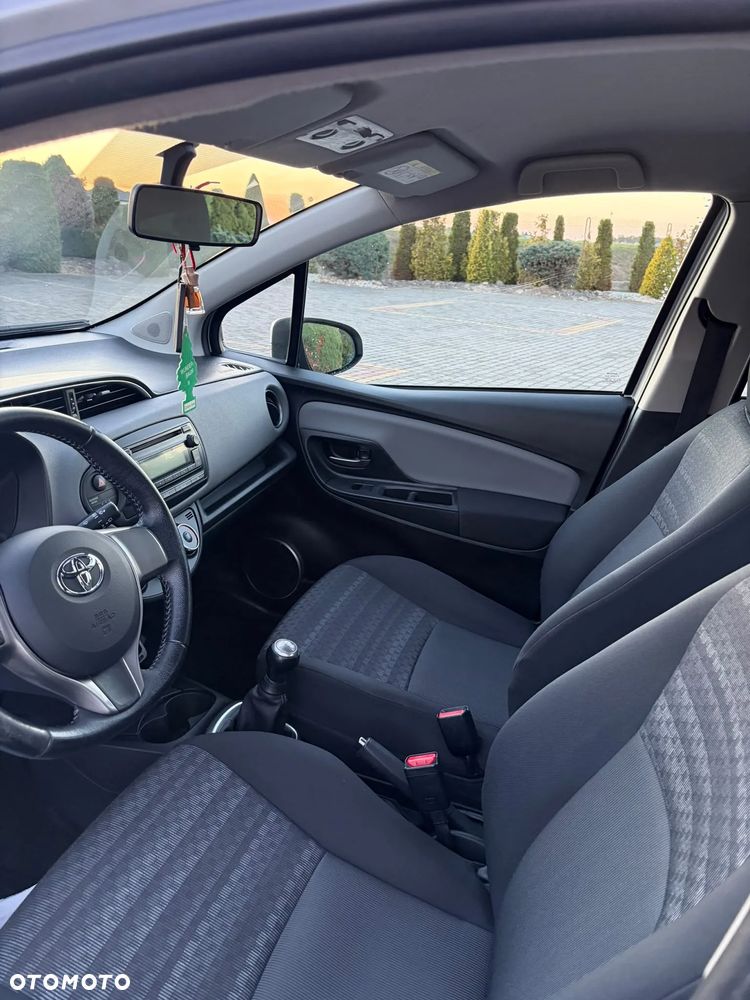 Toyota Yaris - 6