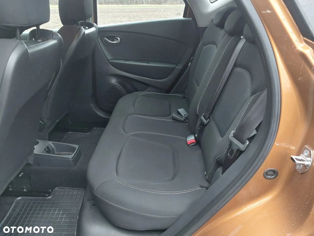 Renault Captur - 23