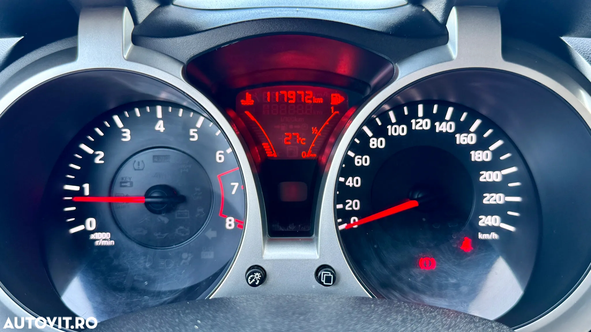 Nissan Juke 1.2L DIG-T Start/Stop Tekna - 13