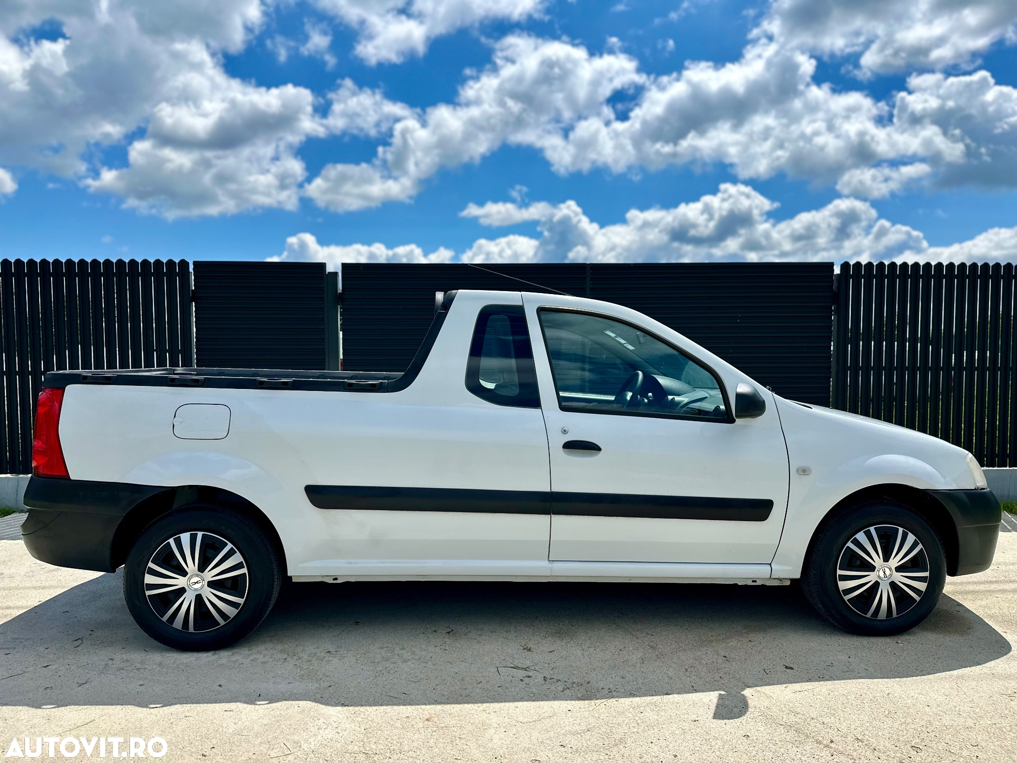 Dacia Pick Up - 11