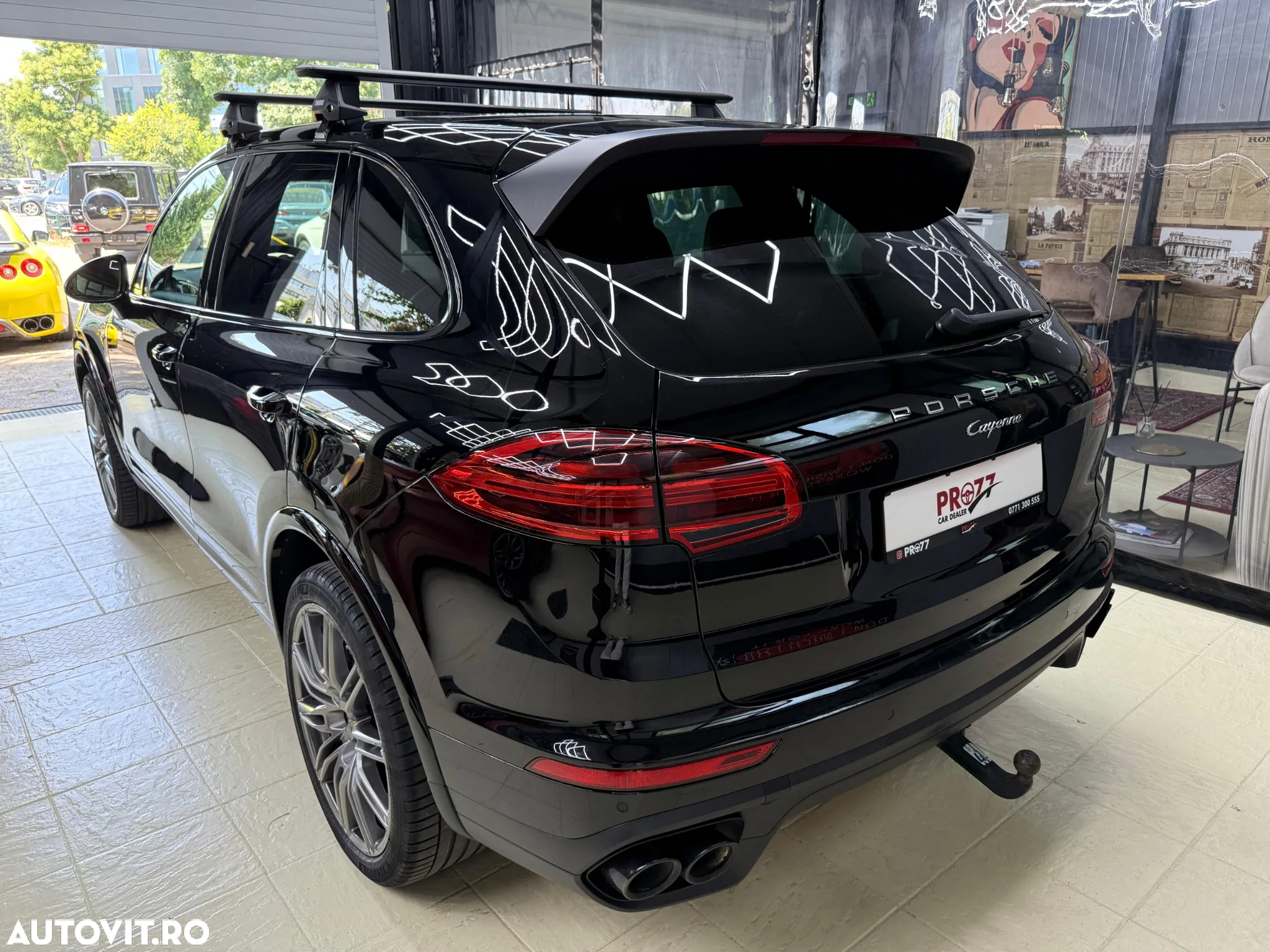 Porsche Cayenne 3.0 L - 4