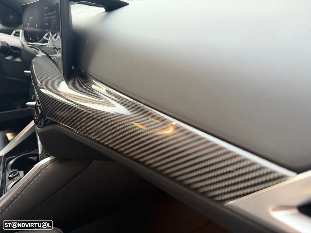 BMW M3 Competition xDrive - 15