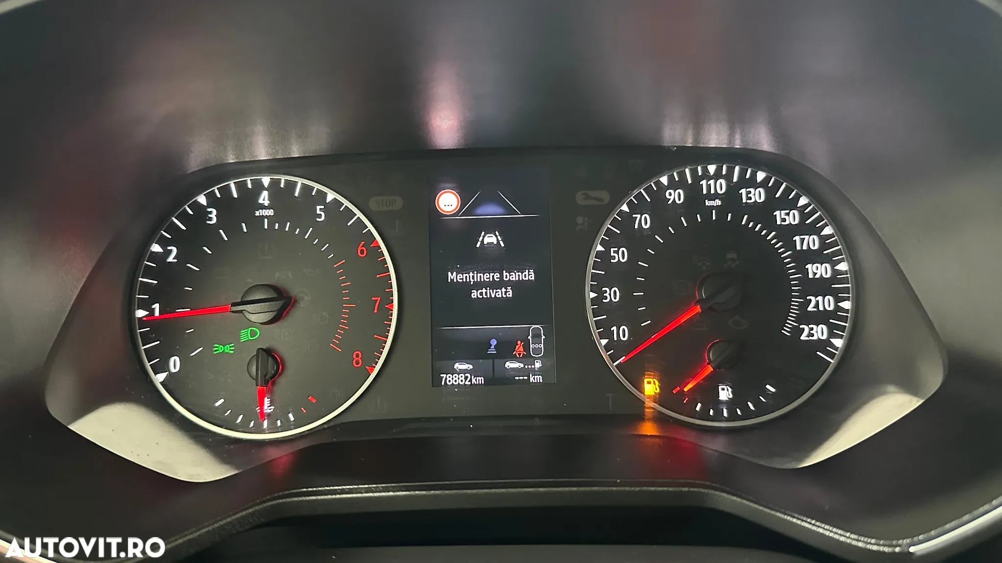 Renault Clio V TCe Zen - 10