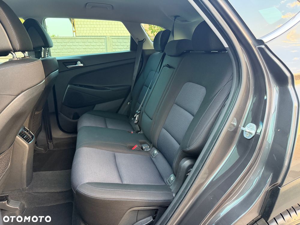 Hyundai Tucson 1.6 GDI BlueDrive Design 2WD - 34