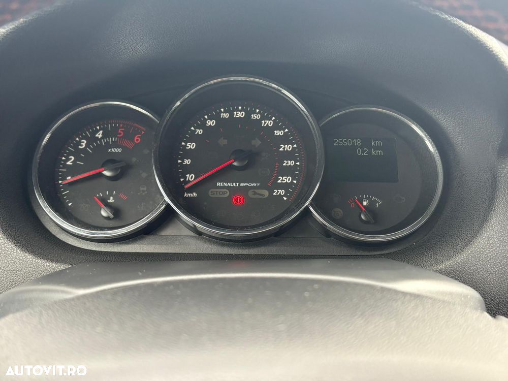 Renault Megane dCi 110 FAP Paris - 24