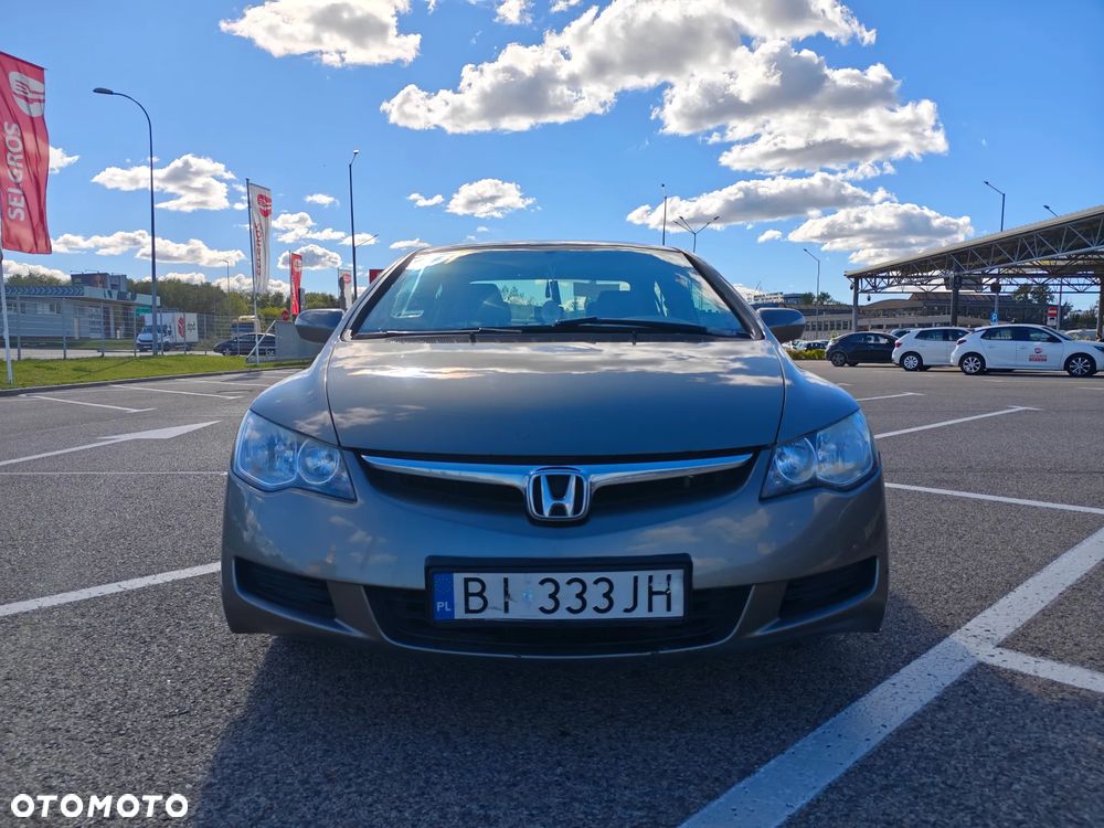 Honda Civic 1.8 Executive - 2