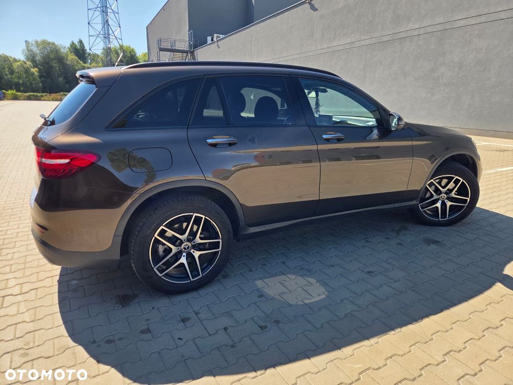 Mercedes-Benz GLC 300 4-Matic - 16