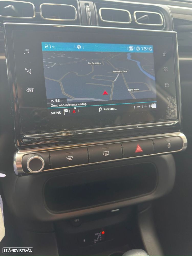Citroën C3 1.2 PureTech Shine EAT6 - 18