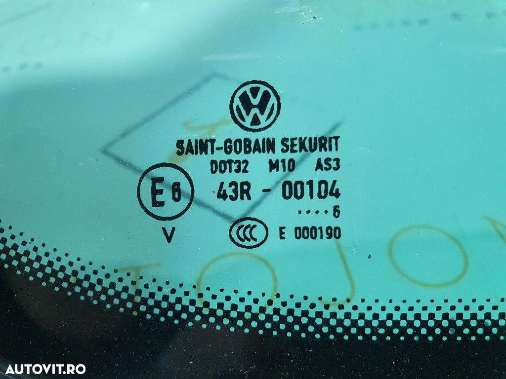 Geam fix dreapta spate VOLKSWAGEN PASSAT Variant 3C5 2005 - 2011 2.0 TDI BMR, CBBB     3C9845298 , 43R-00104 - 2