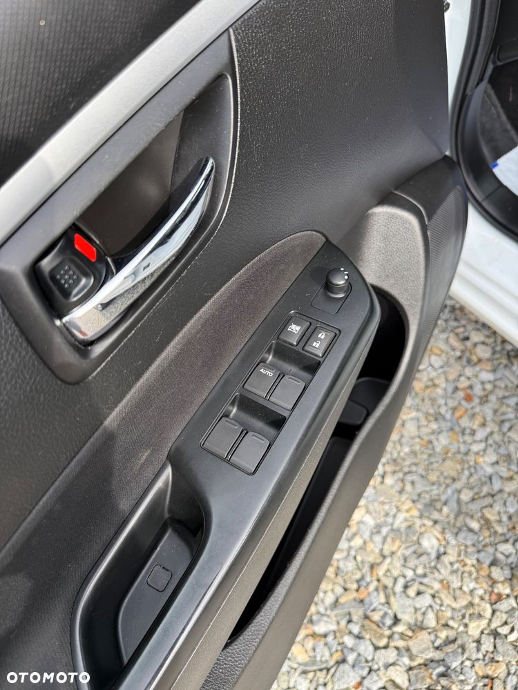 Suzuki Swift 1.2 Dualjet Allgrip Comfort - 12