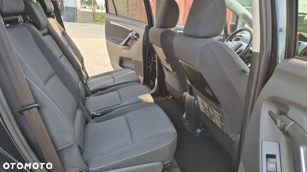 Toyota Verso 1.8 5-Sitzer Life - 20