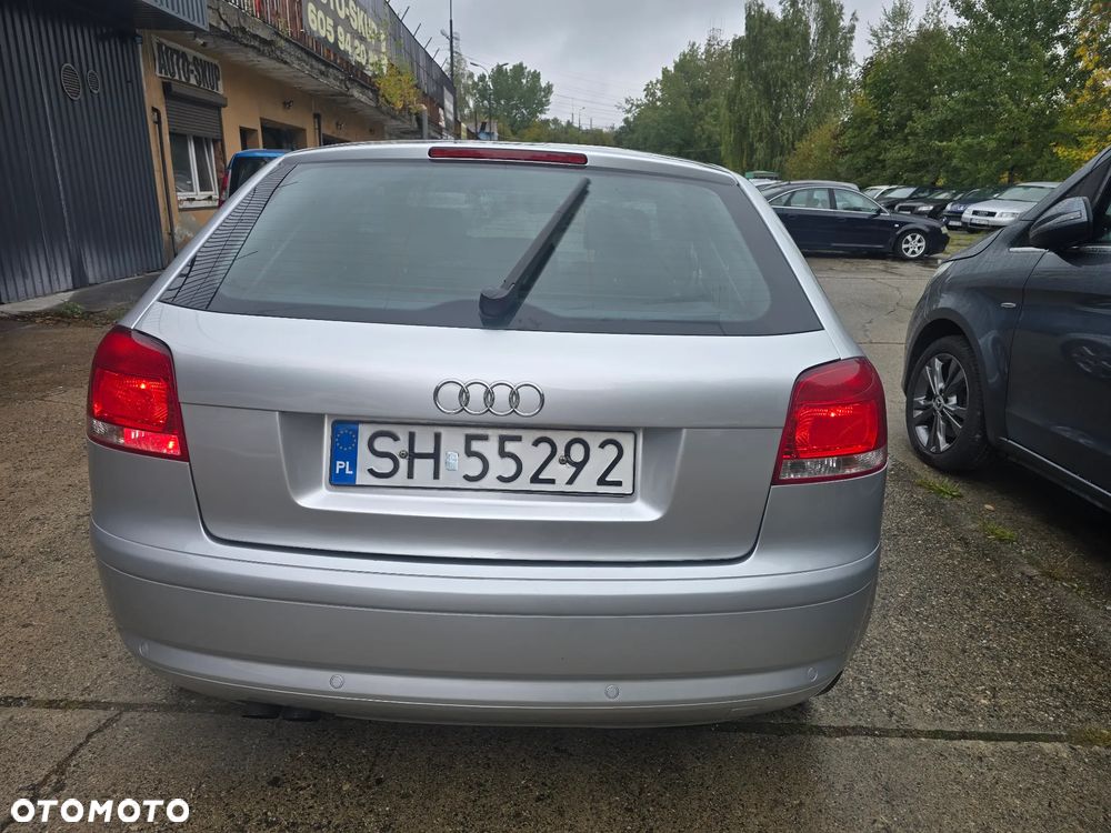 Audi A3 3-drzwiowe 2.0 TDI Ambition - 11