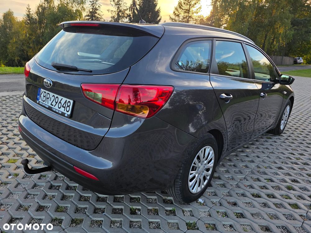 Kia Ceed 1.4 CVVT - 4