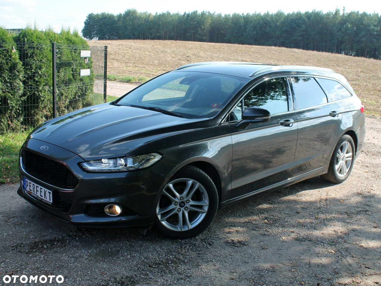 Ford Mondeo - 22