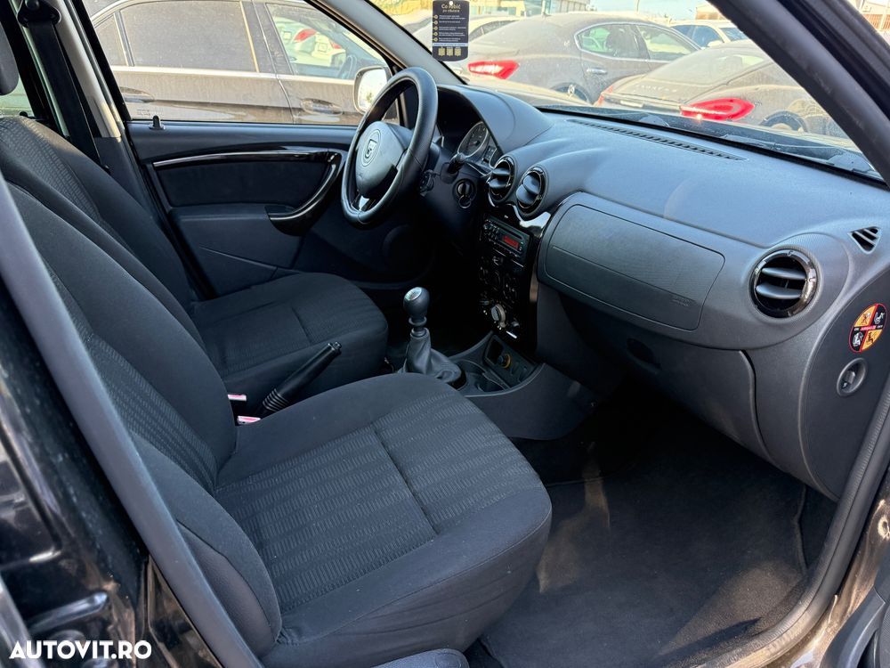Dacia Duster 1.5 dCi 4x2 Ambiance - 11