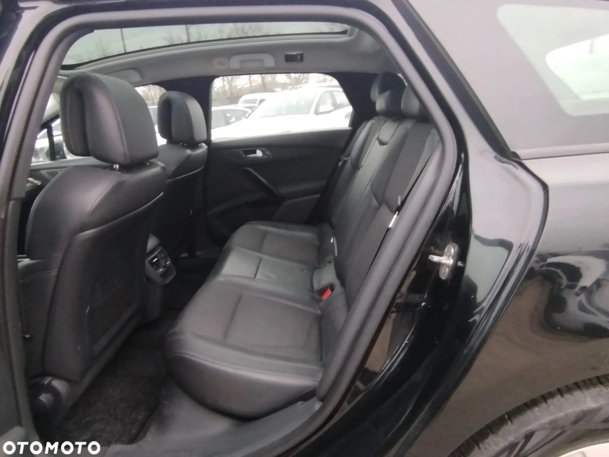 Peugeot 508 1.6 e-HDi Active S&S - 32