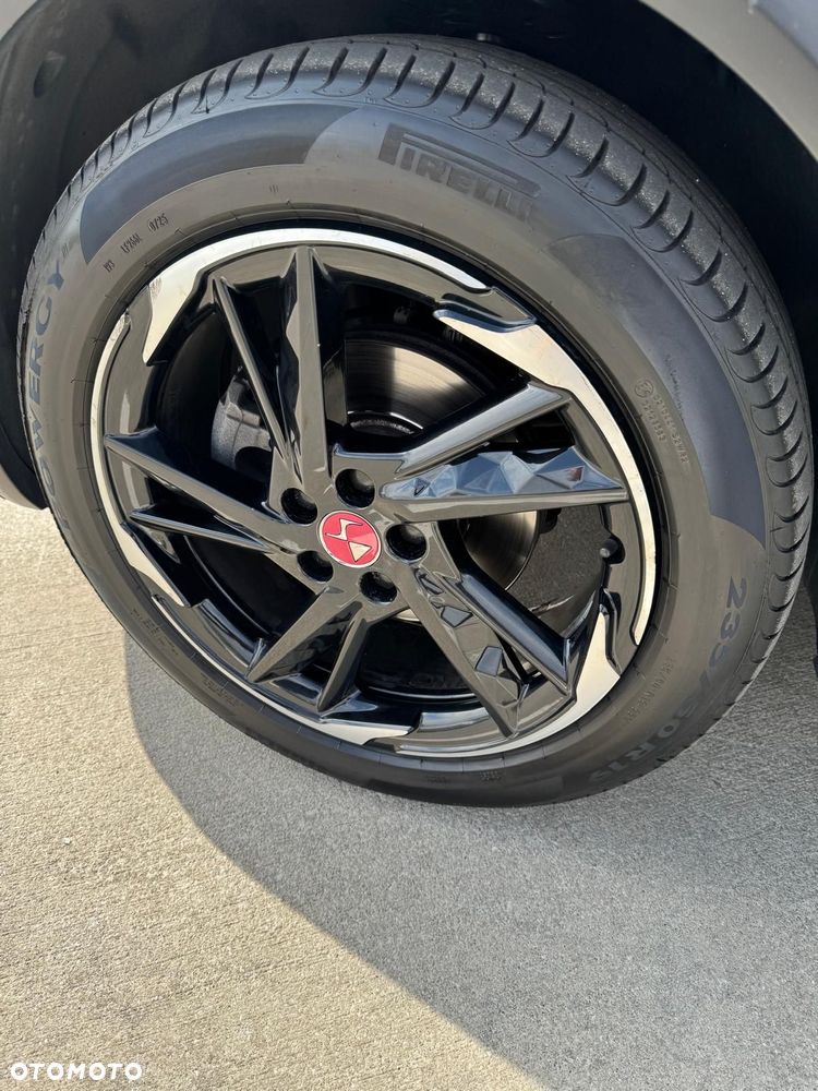DS Automobiles DS 7 Crossback - 11