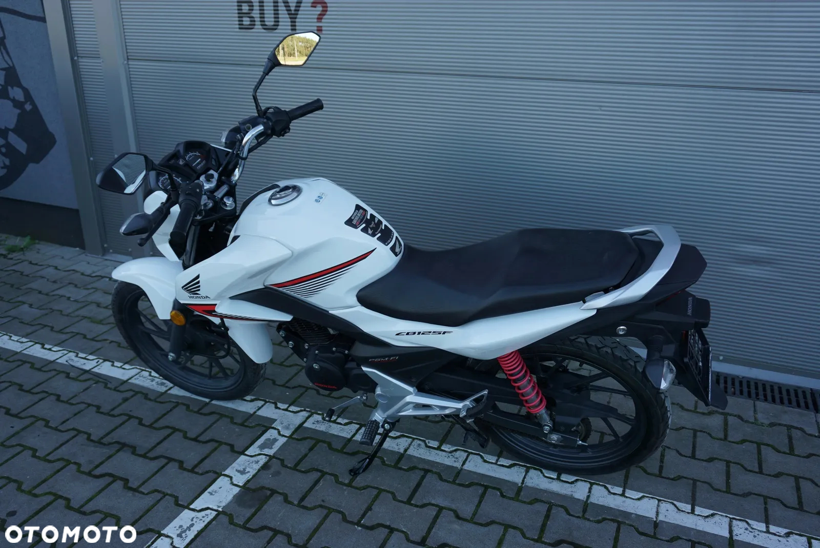 Honda CB - 8