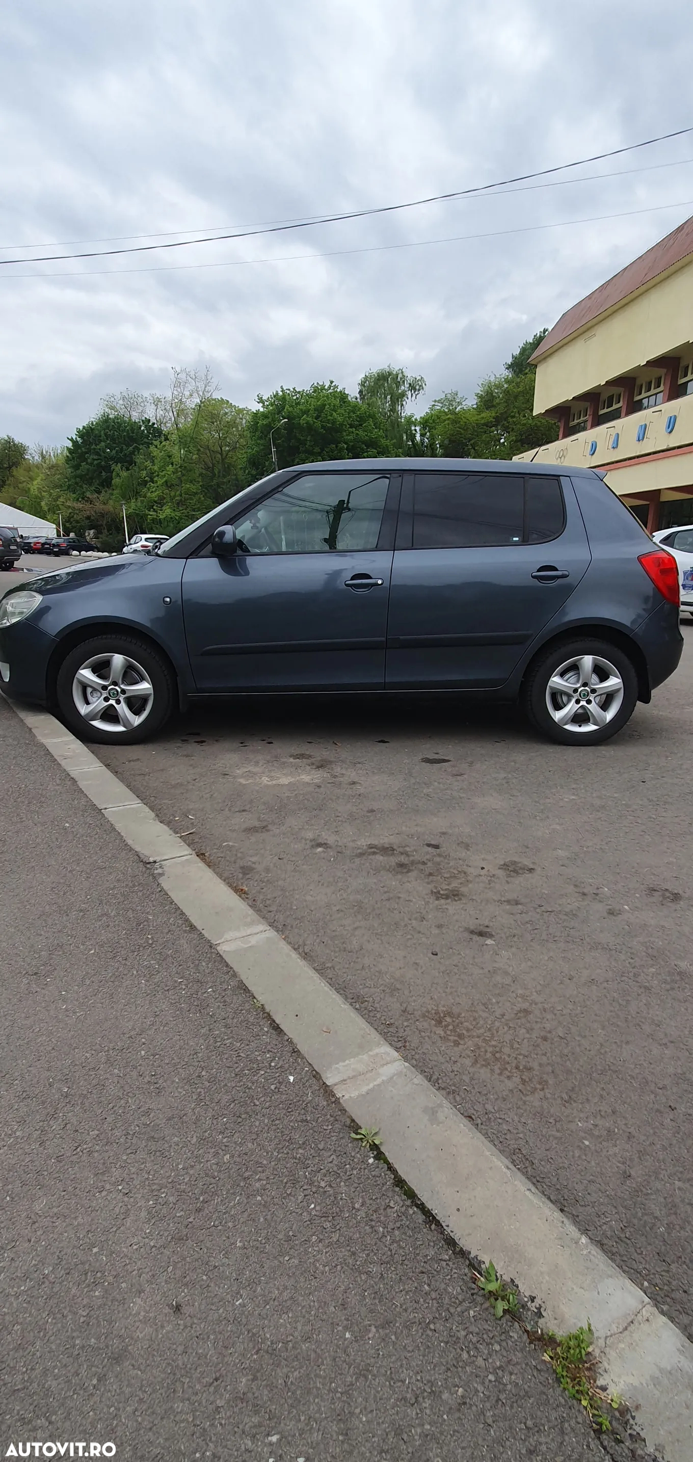 Skoda Fabia 1.2 HTP Classic - 2