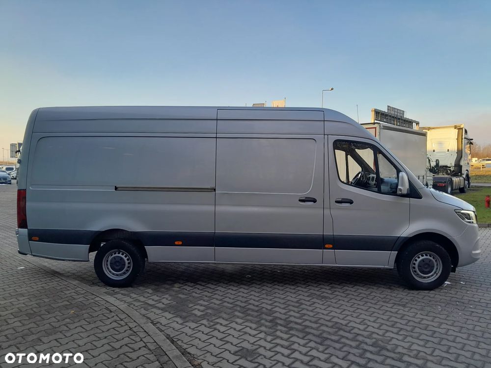 Mercedes-Benz Sprinter - 7