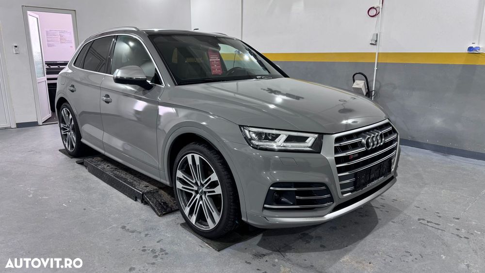 Audi SQ5 - 2