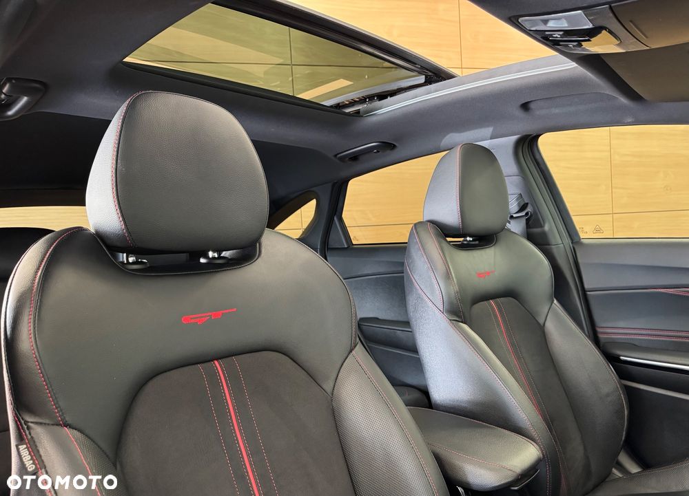 Kia ProCeed - 12