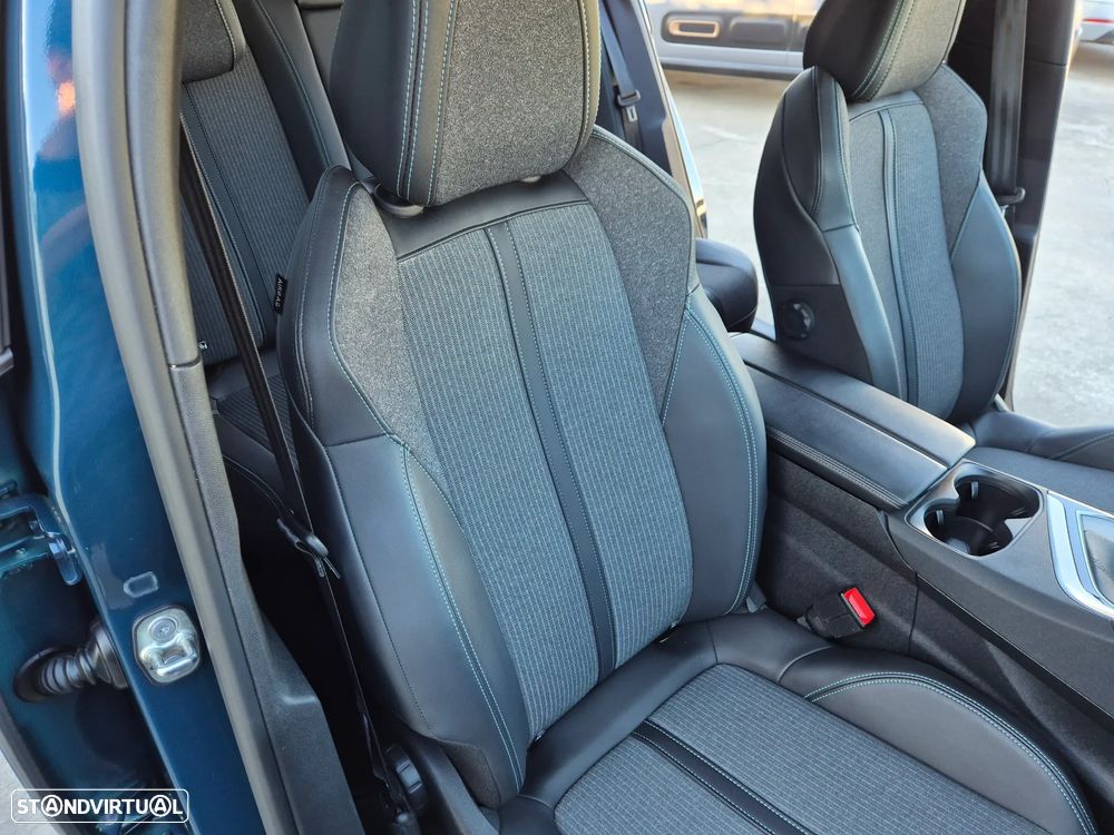 Peugeot 3008 1.5 BlueHDi Allure Pack - 46