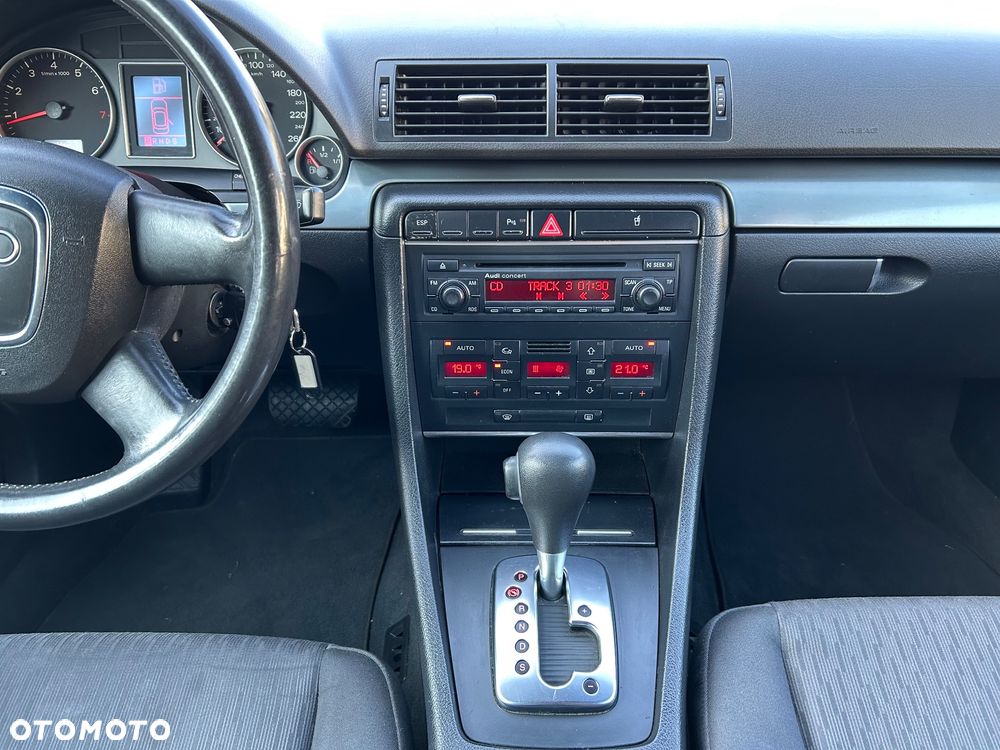 Audi A4 Limousine 2.0 Multitronic - 23